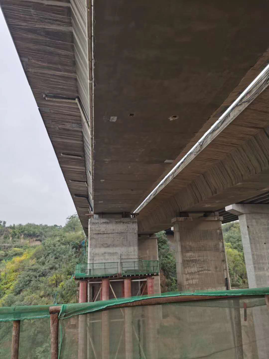 松原桥梁加固前制定可行设计方案图并用对施工方法
